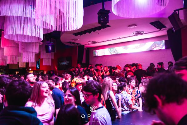 2000 HIT all'Opium Club, discoteca di Pordenone &ndash; foto 157