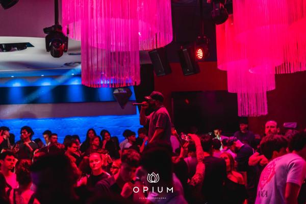 Senorita all'Opium Club, discoteca di Pordenone &ndash; foto 11