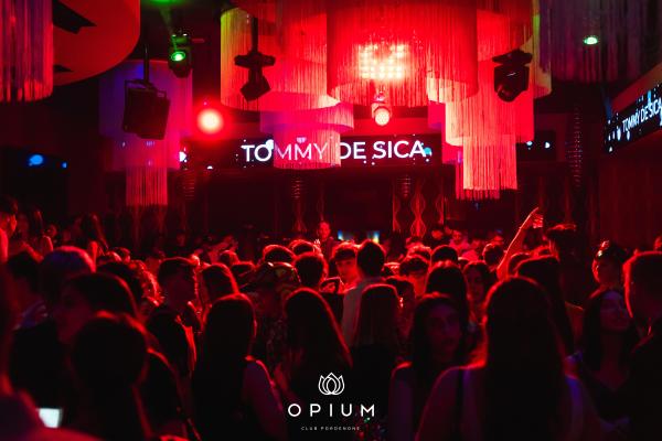 Senorita all'Opium Club, discoteca di Pordenone &ndash; foto 72