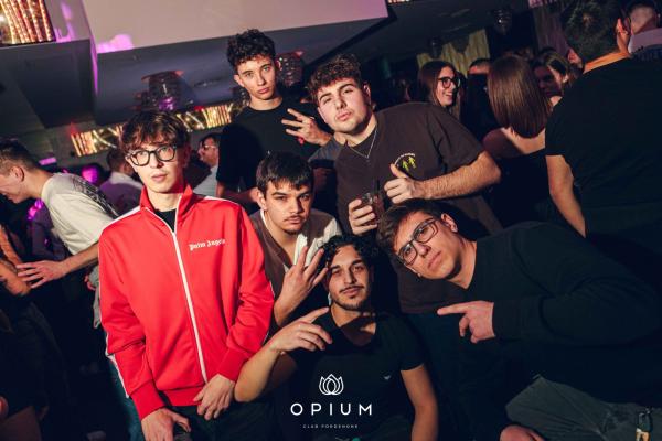 CA$H OUT all'Opium Club, discoteca di Pordenone &ndash; foto 6