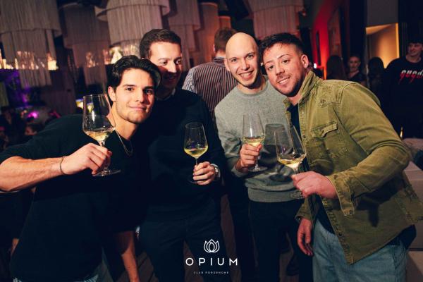 CA$H OUT all'Opium Club, discoteca di Pordenone &ndash; foto 8